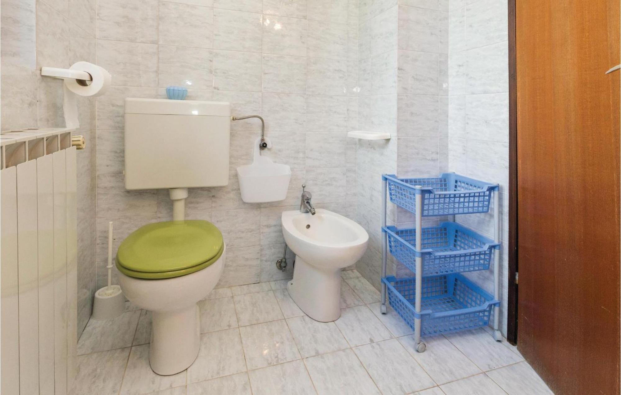 2 Bedroom Beautiful Apartment In Savudrija Exterior photo